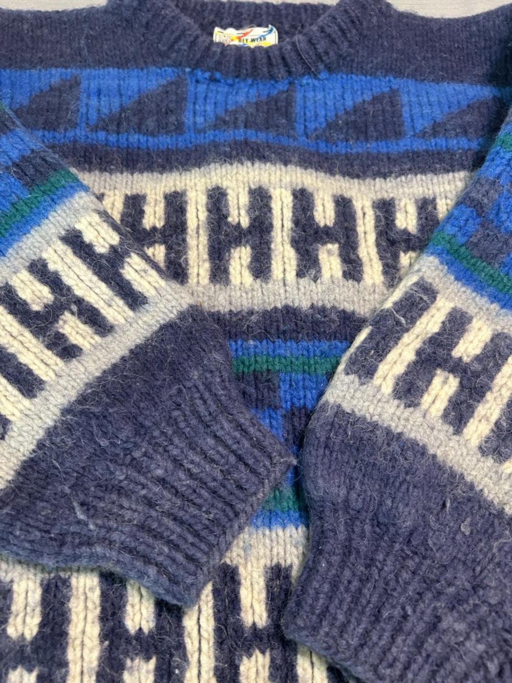 Women's Navy & Cream Geometric Crewneck Sweater - Picture 3 of 14